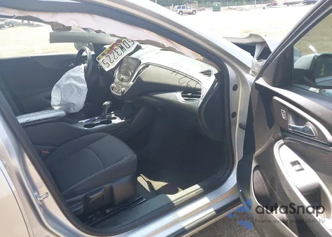 2018 Chevrolet Malibu Lt из США, поврежденный, VIN 1G1ZD5ST0JF273415